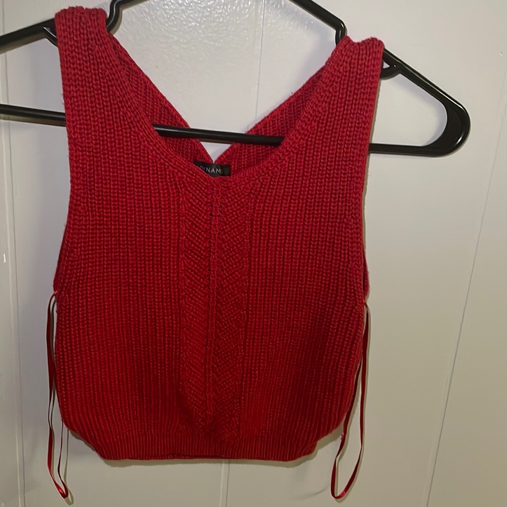 DYNAMITE Red Crocheted/Knitted Open Back Tank Top NWOT PRICE DROP‼️$30